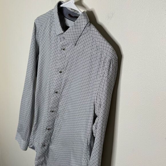 Ted Baker London Men’s Black and White Design Button Down Shirt - Size US L (4) - Picture 3 of 8